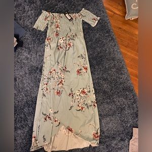 Maxi Dress (PETITE)